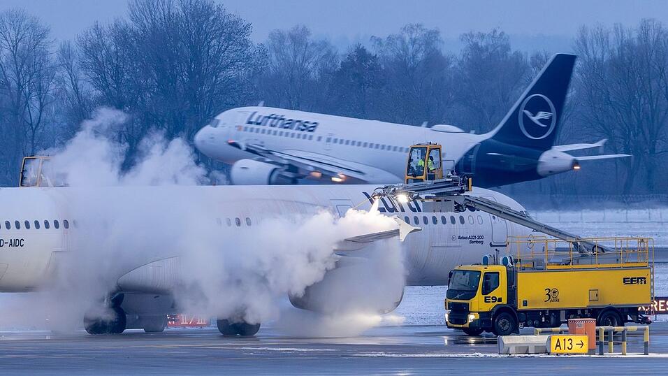An den bayerischen Flugh&auml;fen w&uuml;rden wetterbedingt mehrere Fl&uuml;ge gestrichen.