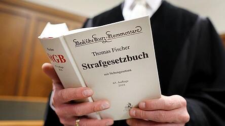 Vor Gericht stellt sich heraus: Der Mazedonier hatte gedacht, dass die Online-Pr&uuml;fung in Ordnung w&auml;re.