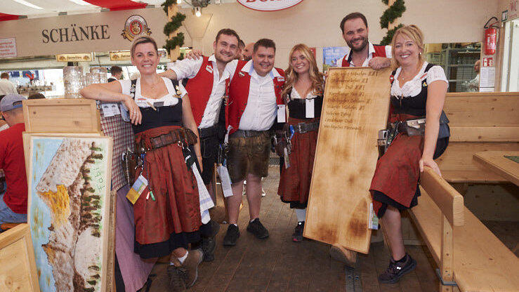 Die Partybilder vom Samstag, 15. August, aus dem Festzelt Lechner. Die Partybilder vom Samstag, 15. August, aus dem Festzelt Lechner.