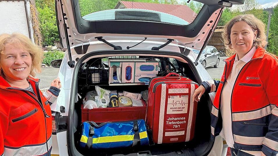 Beim Fest der HvO-Gruppe Tiefenbach am 20. Mai besteht auch die Gelegenheit, einen Blick in den neuen Einsatzwagen zu werfen. Beim Fest der HvO-Gruppe Tiefenbach am 20. Mai besteht auch die Gelegenheit, einen Blick in den neuen Einsatzwagen zu werfen.