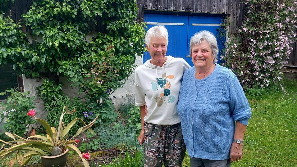 Resi Kerscher (r.) ist ein echtes Urgestein im Kurs von Gabi Koitzsch. Sie besucht die Ruhstorfer Gruppe seit dem ersten Tag.