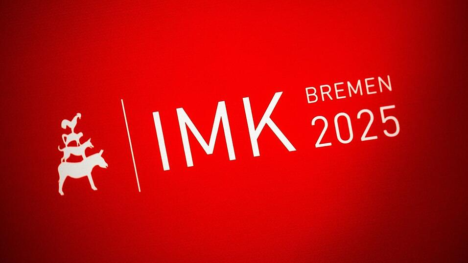 Bei der Innenministerkonferenz in Bremen wurde über zahlreiche Themen gesprochen - auch über den Umgang mit privatem Silvesterfeuerwerk.