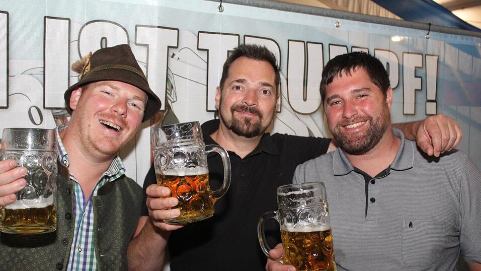 Zur Musik von Headless wurde ausgelassen gefeiert.