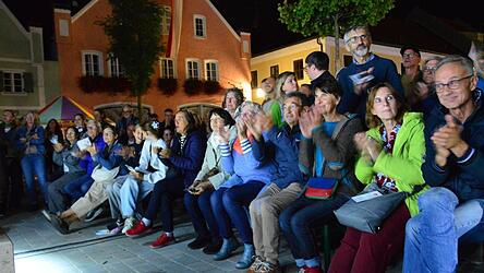 Die Theaterperformance &bdquo;Bilder, die wir machen&ldquo; wie auch die Lange Nacht der Demokratie wurde von den Besuchern gefeiert.