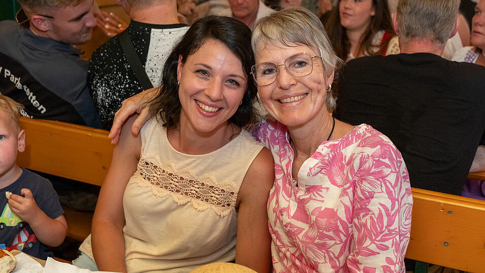 Die Partybilder vom Montag, 14. August 2023, aus dem Festzelt Nothaft. Die Partybilder vom Montag, 14. August 2023, aus dem Festzelt Nothaft.