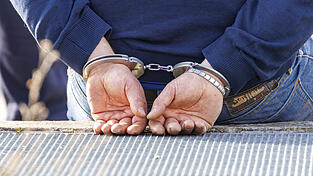 Der mutma&szlig;liche Kopf einer Diebesbande, die im Viechtacher Raum aktiv war, wurde in Norwegen festgenommen. (Symbolbild)