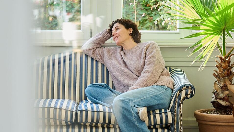 Schauspielerin Nina Kunzendorf hätte als TV-Kommissarin gern mehr geraucht. Schauspielerin Nina Kunzendorf hätte als TV-Kommissarin gern mehr geraucht.