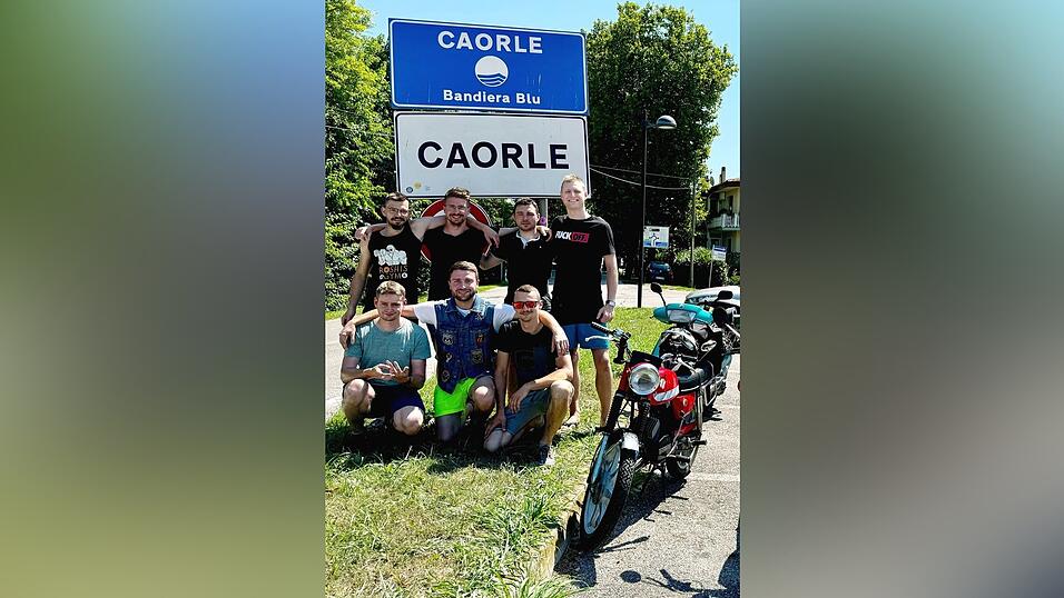 Am Ziel angekommen: Nach drei Tagen endet die Reise im Adriastädtchen Caorle in der Provinz Venetien. Am Ziel angekommen: Nach drei Tagen endet die Reise im Adriastädtchen Caorle in der Provinz Venetien.