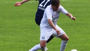 Der TSV Bogen und die SpVgg Landshut lieferten sich ein Duell mit vielen Zweik&auml;mpfen und hitzigen Szenen.