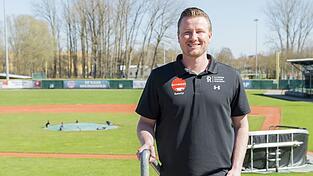 Legion&auml;re-Cheftrainer Kai Gronauer freut sich auf die neue Saison.