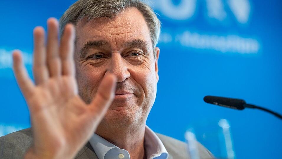 Wer folgt auf Frank-Walter Steinmeier? CSU-Chef S&ouml;der will von einer Ank&uuml;ndigung nicht abr&uuml;cken.