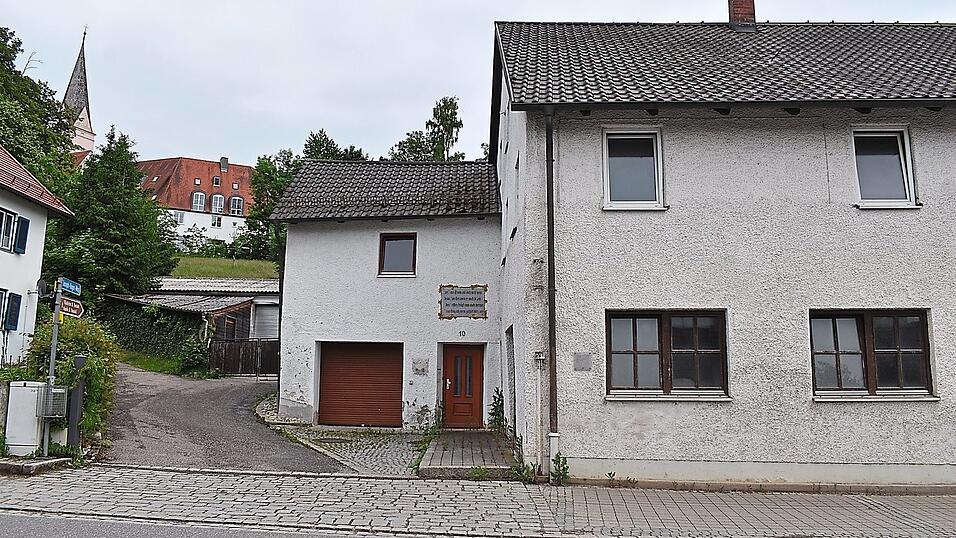 In diesem Gebäudekomplex soll Wohnraum für bis zu 33 Asylbewerber entstehen.