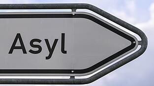 Die Zahl der Asylanträge in der EU geht weiter zurück. (Symbolbild) Die Zahl der Asylanträge in der EU geht weiter zurück. (Symbolbild)