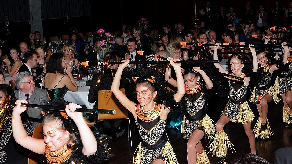 Impressionen vom Intrhonisationsball 2015 der Narrhalla Moosburg. (Foto: Ren&eacute; Spanier)