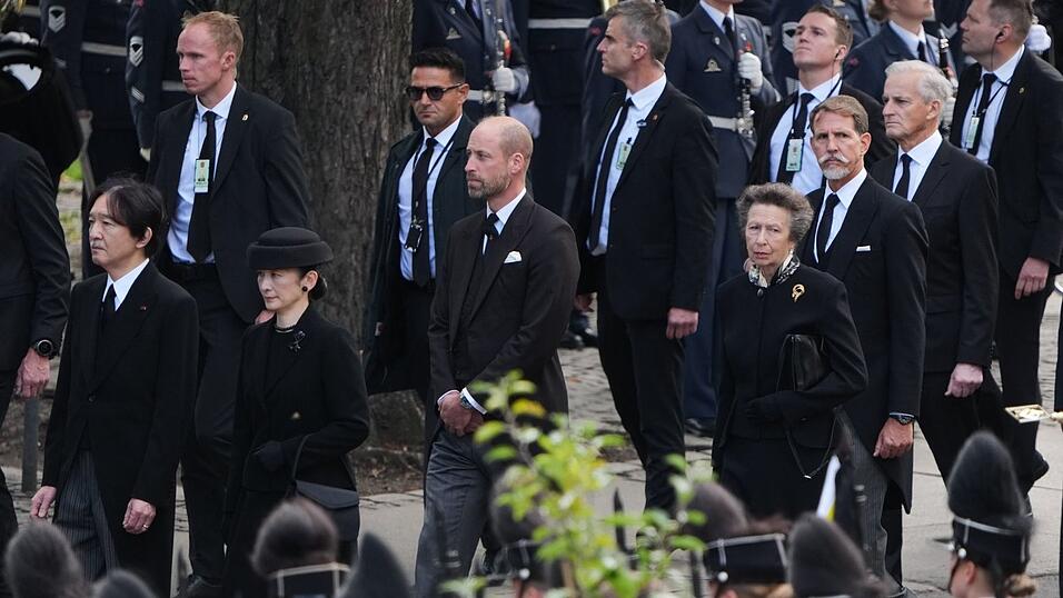 Auch der britische Prinz William reiste gemeinsam mit seiner Tante Prinzessin Anne an.