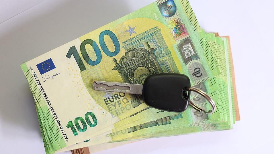 Viele Autok&auml;ufe werden per Kredit finanziert. (Symbolbild)