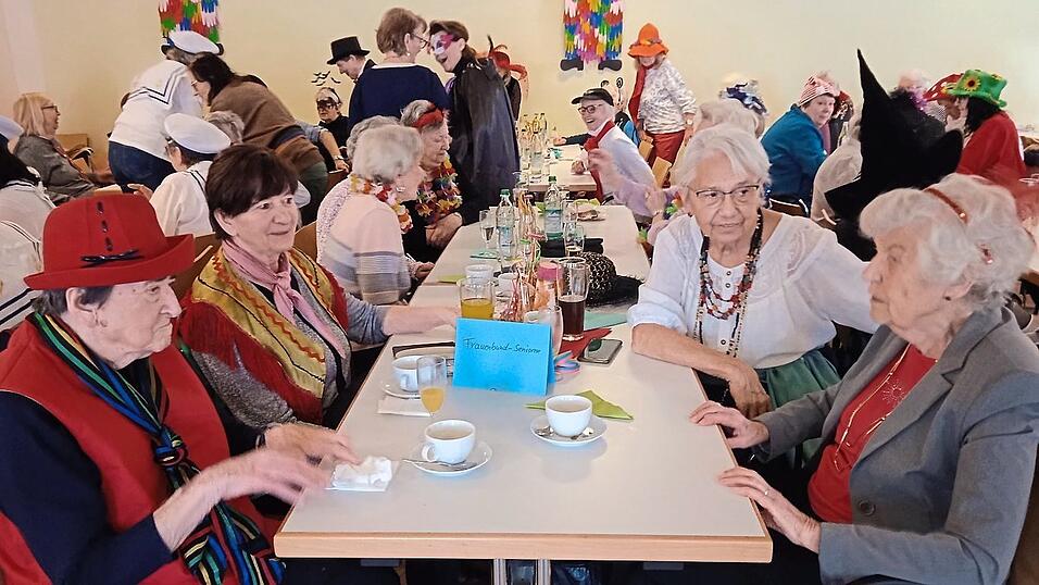 F&uuml;r die Frauenbund-Senioren wurde eigens ein Tisch reserviert.