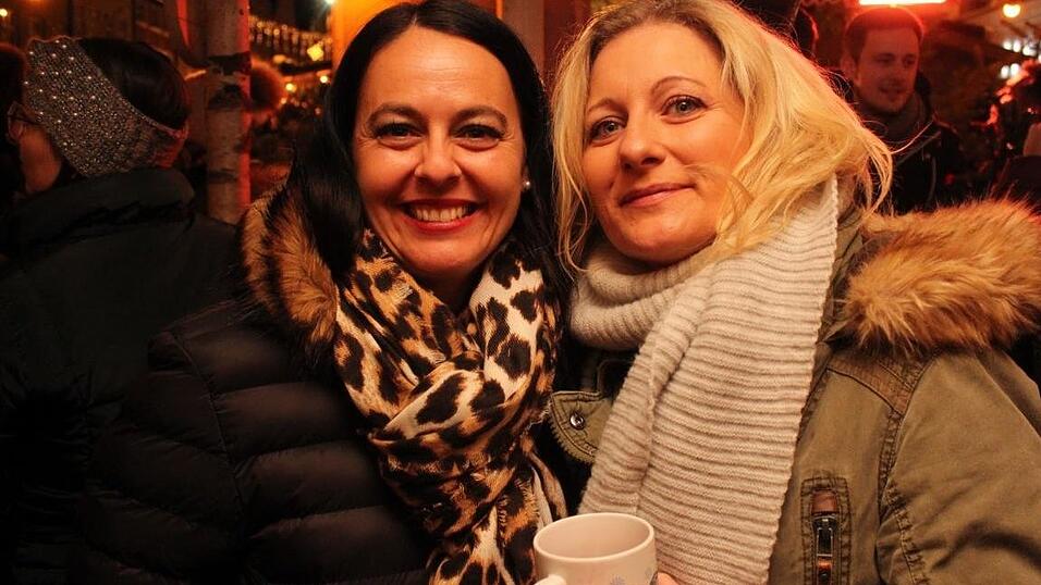 In Landshut lockten am Wochenende der Kunsthandwerkermarkt und die H&uuml;ttengaudi zahlreiche Besucher an.