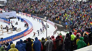 Die Fans in Oberhof müssen sich auf einen neuen Termin einstellen. Die Fans in Oberhof müssen sich auf einen neuen Termin einstellen.