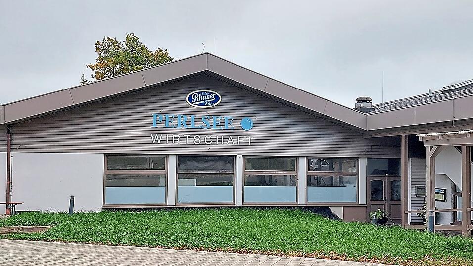 Das Perlsee-Restaurant wird ab 1. Januar kommenden Jahres von Argjend Bafqari geführt. Das Perlsee-Restaurant wird ab 1. Januar kommenden Jahres von Argjend Bafqari geführt.