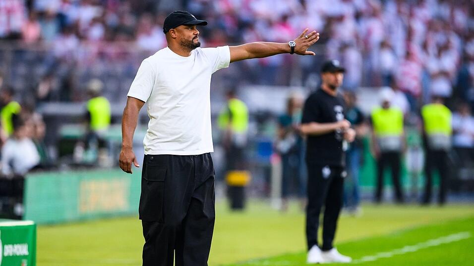 Trainer Vincent Kompany fand lobende Worte über Ndiaye. (Archivbild) Trainer Vincent Kompany fand lobende Worte über Ndiaye. (Archivbild)