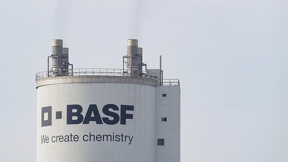 Die Aktie des Chemiekonzerns BASF verlor im Wochenvergleich ganze sieben Prozent. Die Aktie des Chemiekonzerns BASF verlor im Wochenvergleich ganze sieben Prozent.