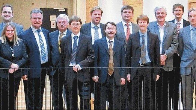 Mitglieder des Evaluierungsgremiums, Mitarbeiter der Fraunhofer-Gesellschaft und weitere G&auml;ste wurden Anfang des Jahres am Wissenschaftszentrum empfangen. (Foto: Fraunhofer IGB)