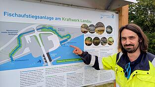 Der Wanderführer: Sascha Lorenz verantwortet die modernste ökologische Ausgleichsmaßnahme an der Isar, die Fischaufstiegsanlage. Der Wanderführer: Sascha Lorenz verantwortet die modernste ökologische Ausgleichsmaßnahme an der Isar, die Fischaufstiegsanlage.