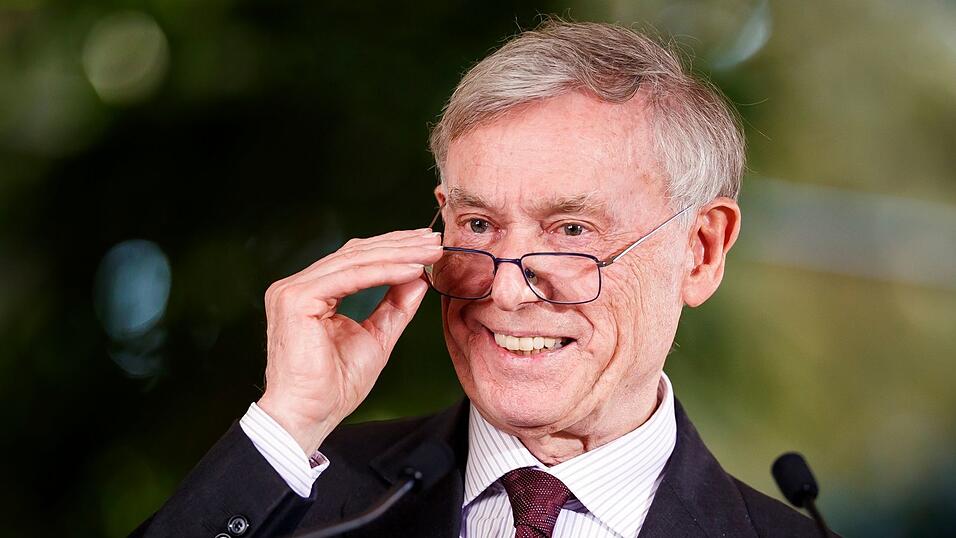 Altbundespräsident Horst Köhler ist tot. Altbundespräsident Horst Köhler ist tot.