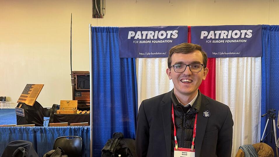 Gabriel Durand ist aus Frankreich in die USA gereist, um bei der Konferenz dabei sein zu können. Gabriel Durand ist aus Frankreich in die USA gereist, um bei der Konferenz dabei sein zu können.