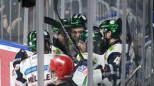 Die Eisb&auml;ren jubeln &uuml;ber den zw&ouml;lften Titel in der DEL.