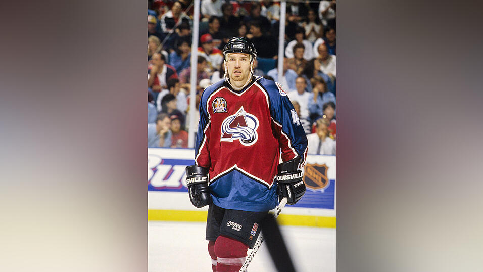Bei den Colorado Avalanche avancierte Krupp mit seinem Siegtreffer zum NHL-Titel im Jahr 1996 zur Vereinslegende. Bei den Colorado Avalanche avancierte Krupp mit seinem Siegtreffer zum NHL-Titel im Jahr 1996 zur Vereinslegende.