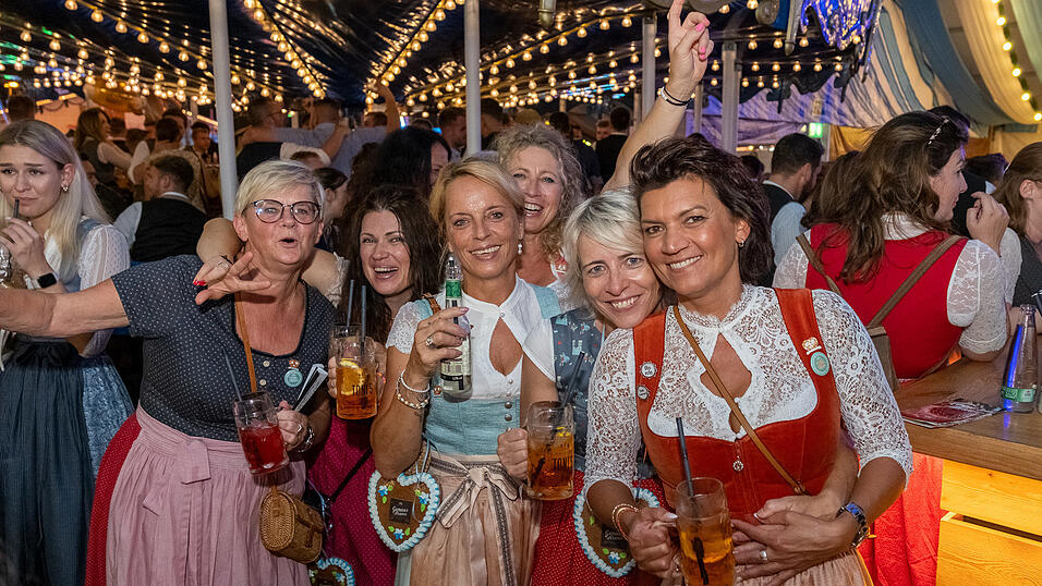 Die Partybilder vom Sonntag, 13. August 2023, aus dem Festzelt Wenisch. Die Partybilder vom Sonntag, 13. August 2023, aus dem Festzelt Wenisch.
