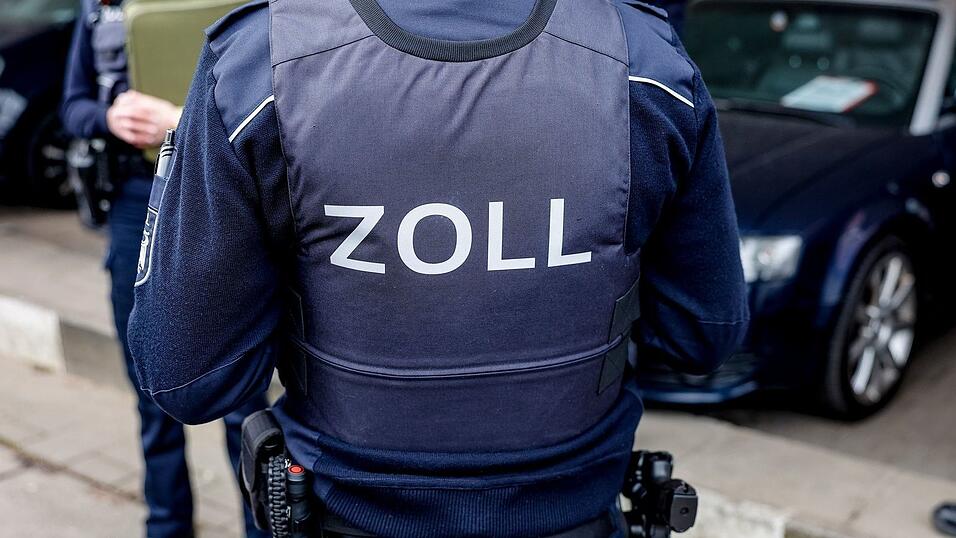 Die Finanzkontrolle Schwarzarbeit des Zolls ist zuständig für Überprüfungen. (Archivbild) Die Finanzkontrolle Schwarzarbeit des Zolls ist zuständig für Überprüfungen. (Archivbild)