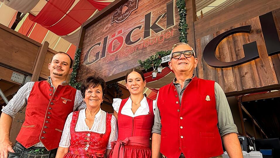 Drei Generationen Gl&ouml;ckl-Familiendynastie: (von links) Alfred Josef, Inge, Elena und Alfred Senior.