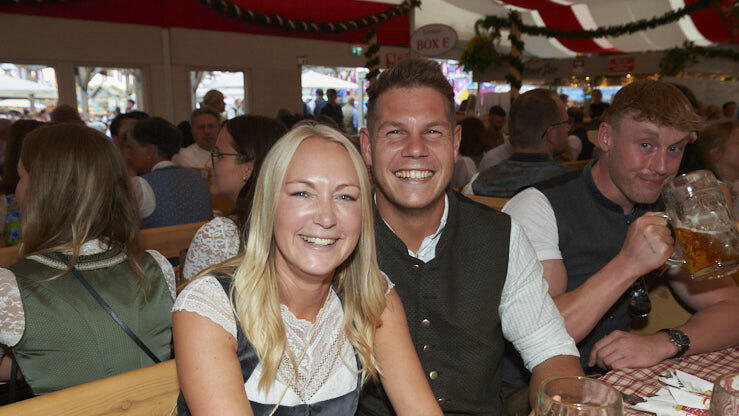 Die Partybilder vom Samstag, 12. August 2023, aus dem Festzelt Lechner.