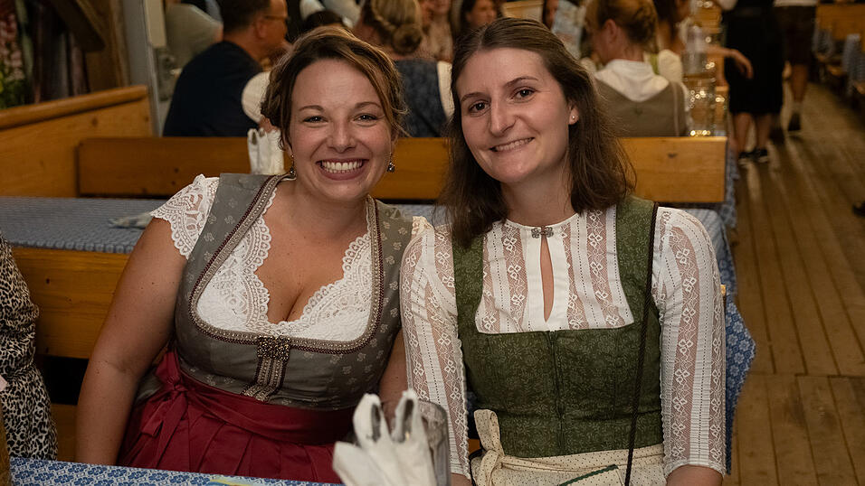Die Partybilder vom Montag, 14. August 2023, aus dem Festzelt Reisinger. Die Partybilder vom Montag, 14. August 2023, aus dem Festzelt Reisinger.