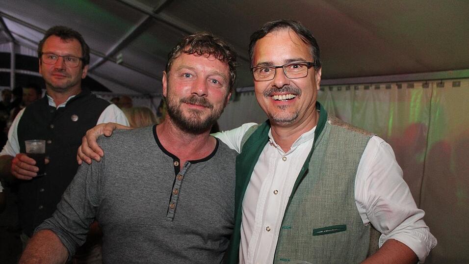 Zur Musik von Headless wurde ausgelassen gefeiert.