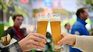 Vorsicht heißt es beim alkoholfreien Hefeweizen der Brauerei Gutmann. (Symbolbild) Vorsicht heißt es beim alkoholfreien Hefeweizen der Brauerei Gutmann. (Symbolbild)