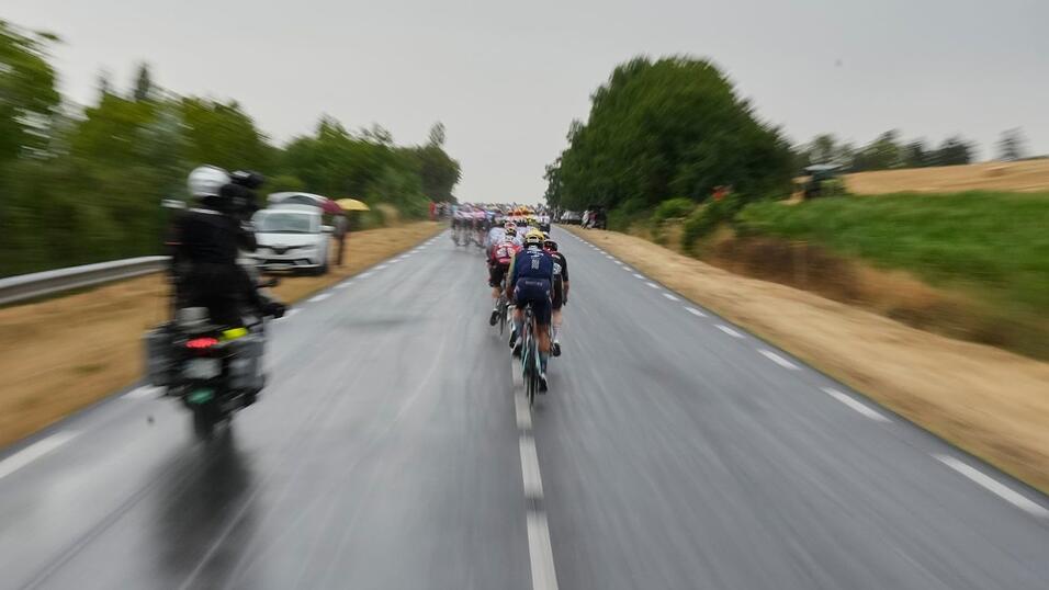 Radprofis bei der 113. Tour de France. Radprofis bei der 113. Tour de France.