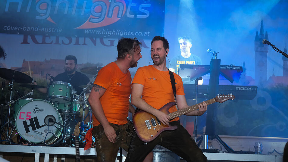 Die Partybilder vom Dienstag, 15. August 2023, aus dem Festzelt Reisinger. Die Partybilder vom Dienstag, 15. August 2023, aus dem Festzelt Reisinger.