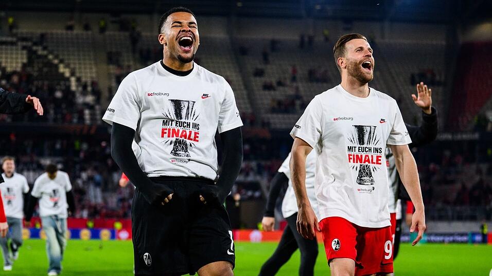 Möchten auch nach dem Endspiel wieder jubeln: Noah Atubolu (l) und Lucas Höler (r). (Archivbild) Möchten auch nach dem Endspiel wieder jubeln: Noah Atubolu (l) und Lucas Höler (r). (Archivbild)
