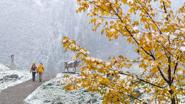 Die Schneefallgrenze liegt am Sonntag zun&auml;chst oberhalb von 2.500 Metern.