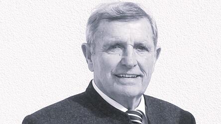 Georg Hiegl † Georg Hiegl †