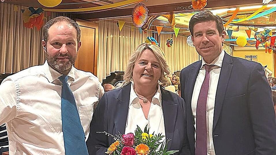 Markus Maltry, Daniela Grundner und Patrick Grossmann stellten sich vor. Markus Maltry, Daniela Grundner und Patrick Grossmann stellten sich vor.