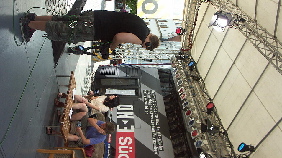 Blick hinter die Kulissen bei on3-südwild. (Foto: Meike Weinzierl) Blick hinter die Kulissen bei on3-südwild. (Foto: Meike Weinzierl)