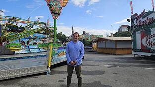 Florian Margezeder gibt Einblicke in die Vorbereitungen und Herausforderungen rund um die Landshuter Dult. Florian Margezeder gibt Einblicke in die Vorbereitungen und Herausforderungen rund um die Landshuter Dult.
