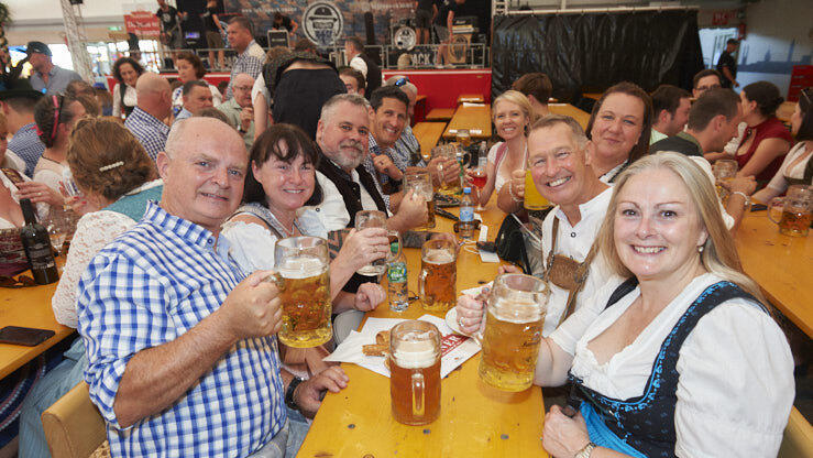 Die Partybilder vom Freitag, 18. August 2023, aus dem Festzelt Lechner.