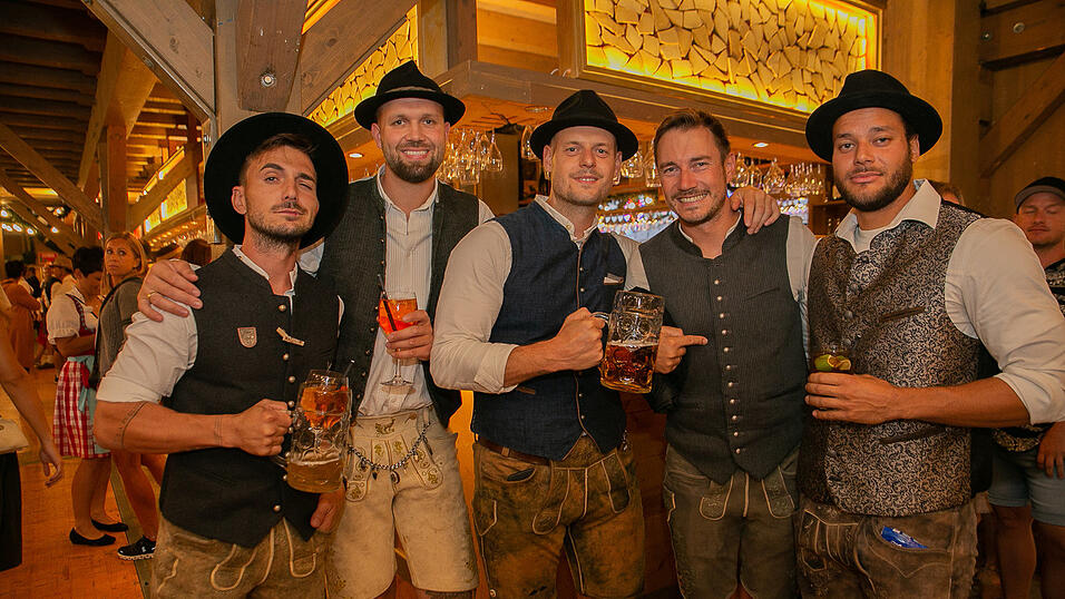 Die Partybilder von Samstag, 20. August 2022, aus dem Festzelt Krönner.