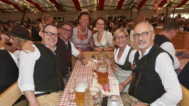 Die Partybilder vom Freitag, 8. August, aus dem Festzelt Lechner. Die Partybilder vom Freitag, 8. August, aus dem Festzelt Lechner.